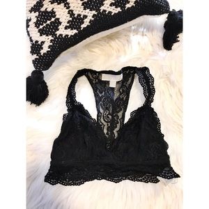 Lace Bralette • Black